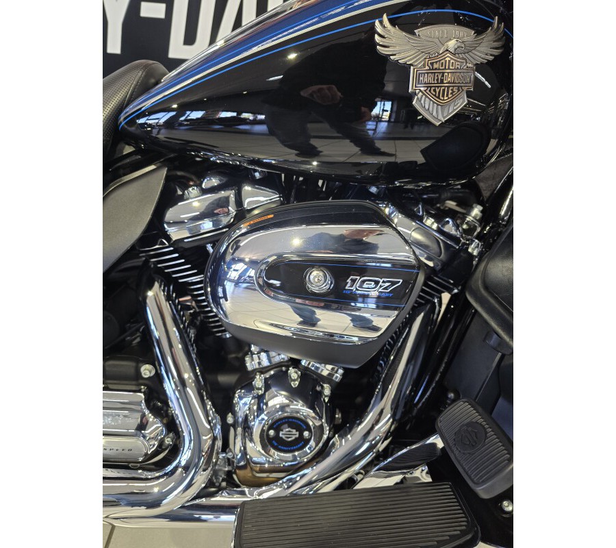 2018 Harley-Davidson 115th Anniversary Ultra Limited Legend Blue/Vivid Black