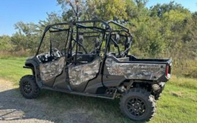 2025 Honda Pioneer 1000-6 Deluxe Crew