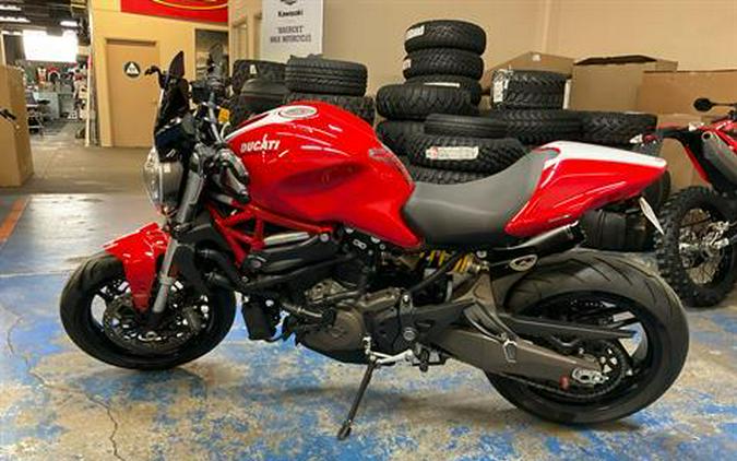 2017 Ducati Monster 821 Stripe