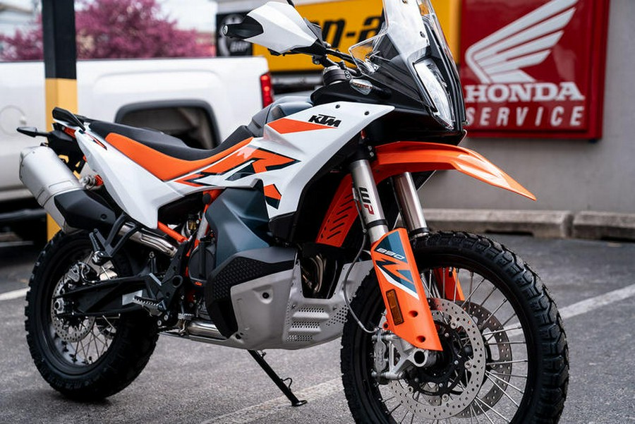 2023 KTM 890 Adventure R