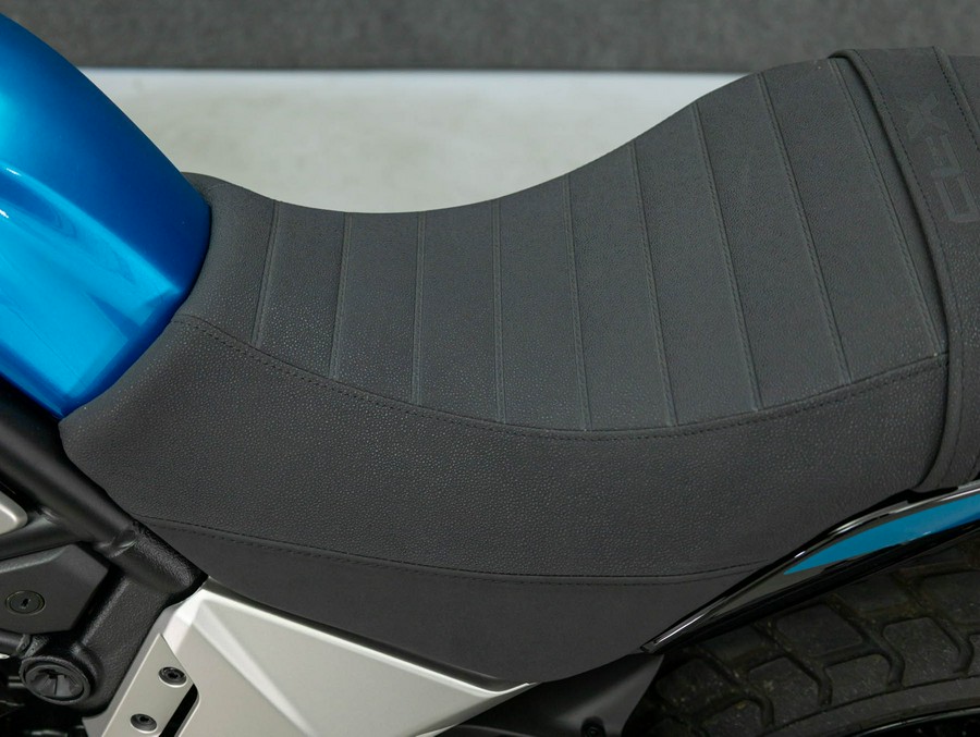 2023 CFMOTO 700CL-X W/ABS