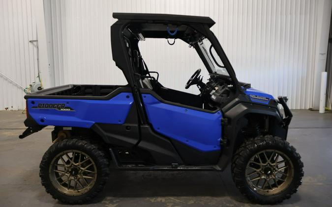 2021 Honda® 1000 Pioneer DLX