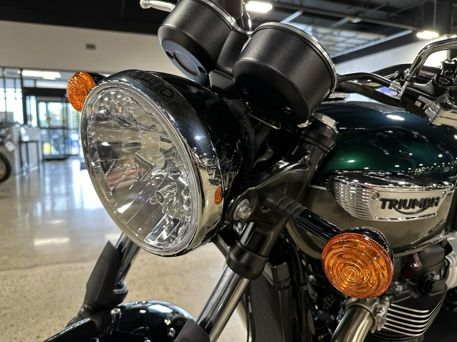 2024 Triumph Bonneville T100 Competition Green/Ironstone