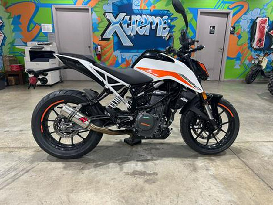 2022 KTM 390 Duke