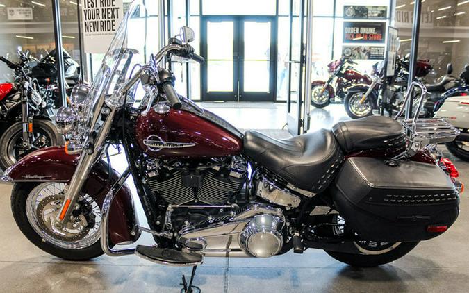 2020 Harley-Davidson Softail FLHC - Heritage Classic