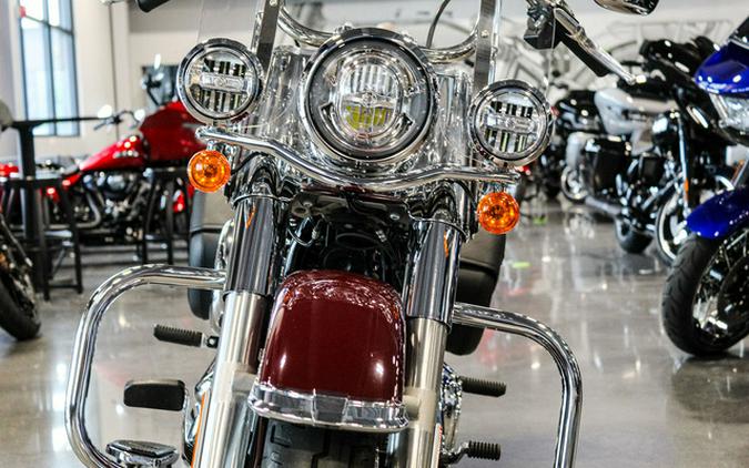 2020 Harley-Davidson Softail FLHC - Heritage Classic