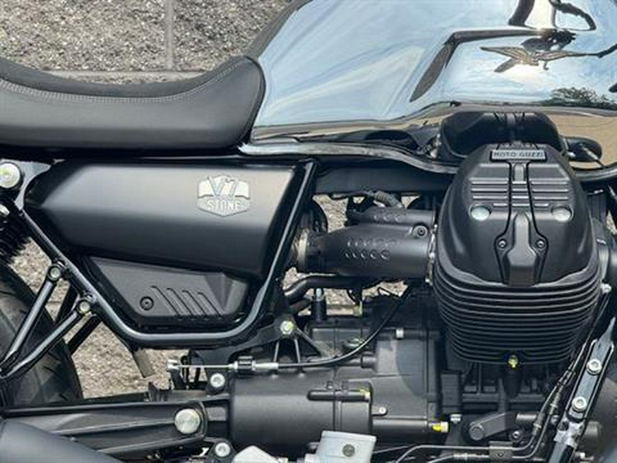 2025 Moto Guzzi V7 Stone