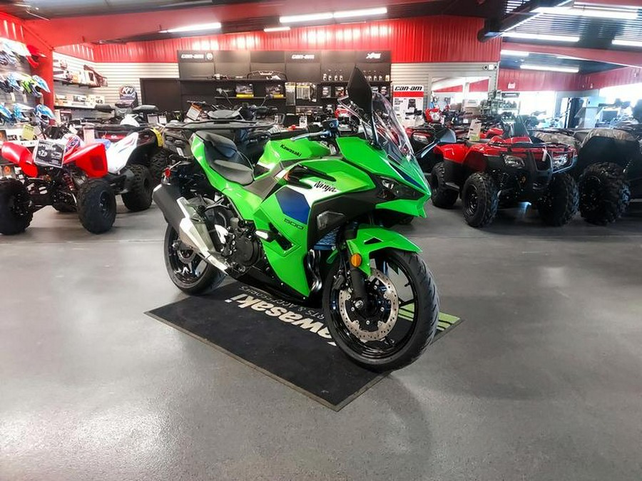 2026 Kawasaki Ninja® 500 SE ABS
