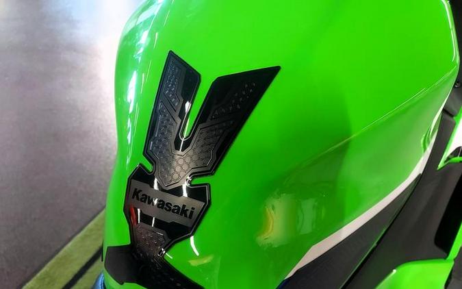 2026 Kawasaki Ninja® 500 SE ABS