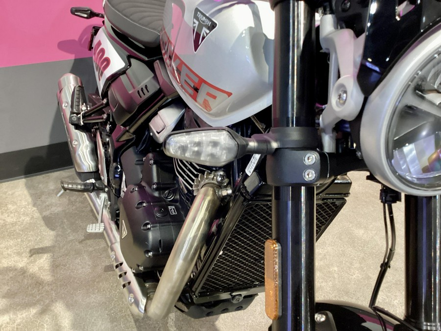 2027 Triumph Tracker 400