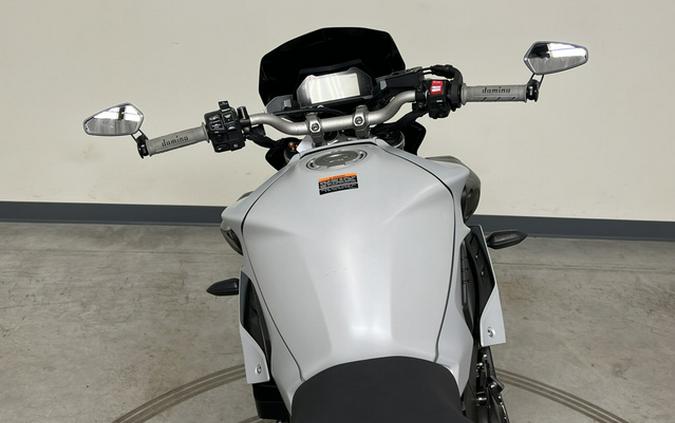 2020 Yamaha MT-10 (MT10LGY) 10
