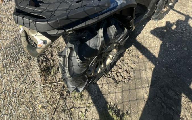 2027 Can-Am Outlander™ X mr 1000