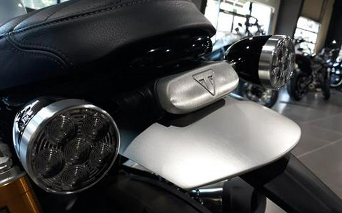 2023 Triumph SPEED TWIN BREITLING