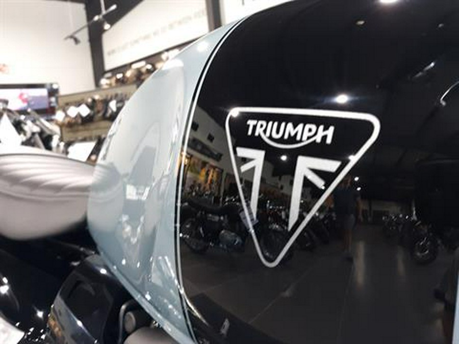 2023 Triumph SPEED TWIN BREITLING