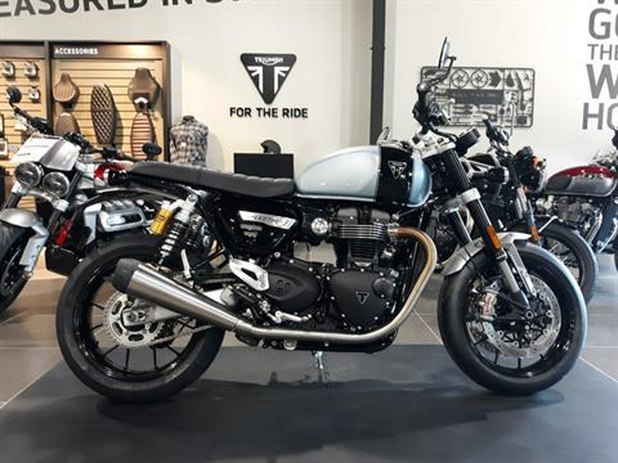 2023 Triumph SPEED TWIN BREITLING