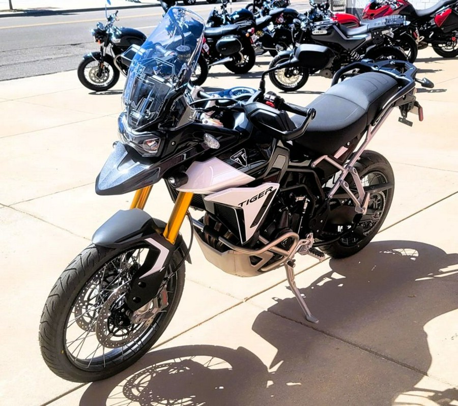 2024 Triumph Tiger 900 Rally Pro Carbon Black / Sapphire Black