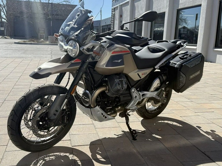 2025 Moto Guzzi V85 TT Travel
