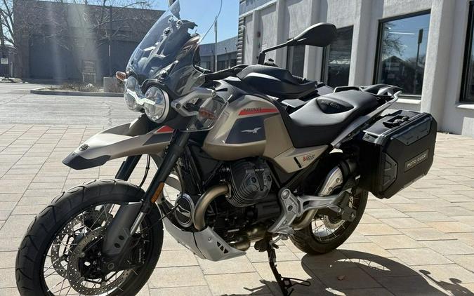 2025 Moto Guzzi V85 TT Travel