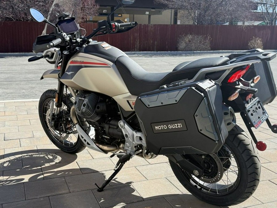 2025 Moto Guzzi V85 TT Travel