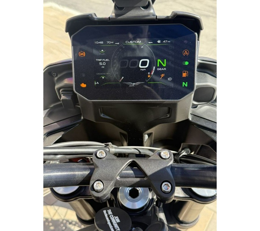 2025 Moto Guzzi V85 TT Travel