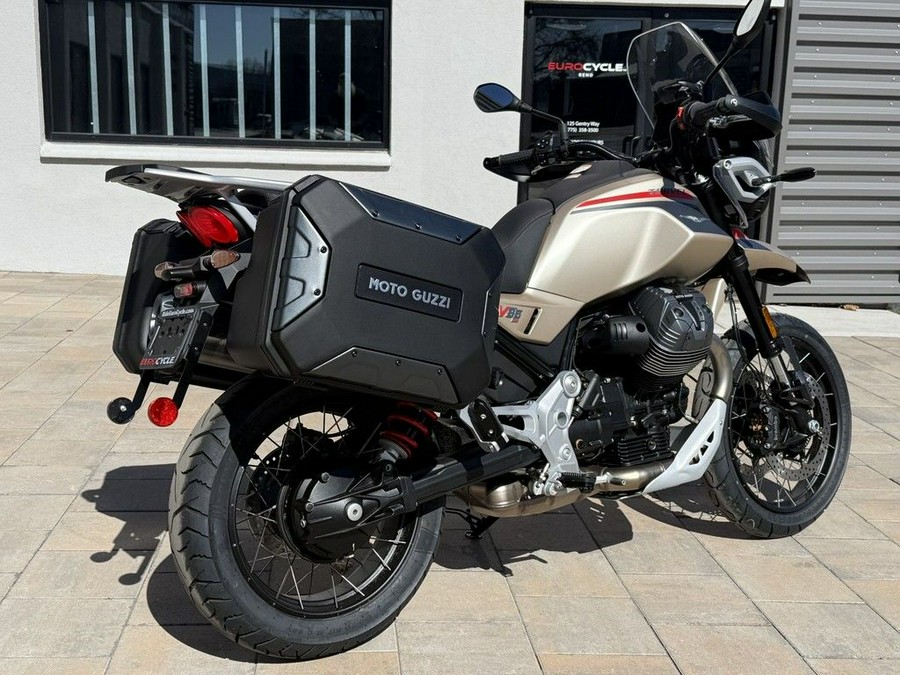 2025 Moto Guzzi V85 TT Travel
