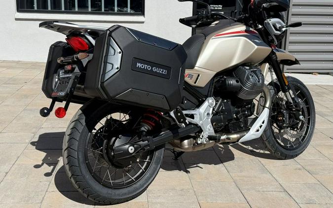 2025 Moto Guzzi V85 TT Travel