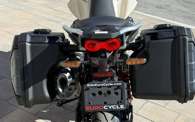 2025 Moto Guzzi V85 TT Travel