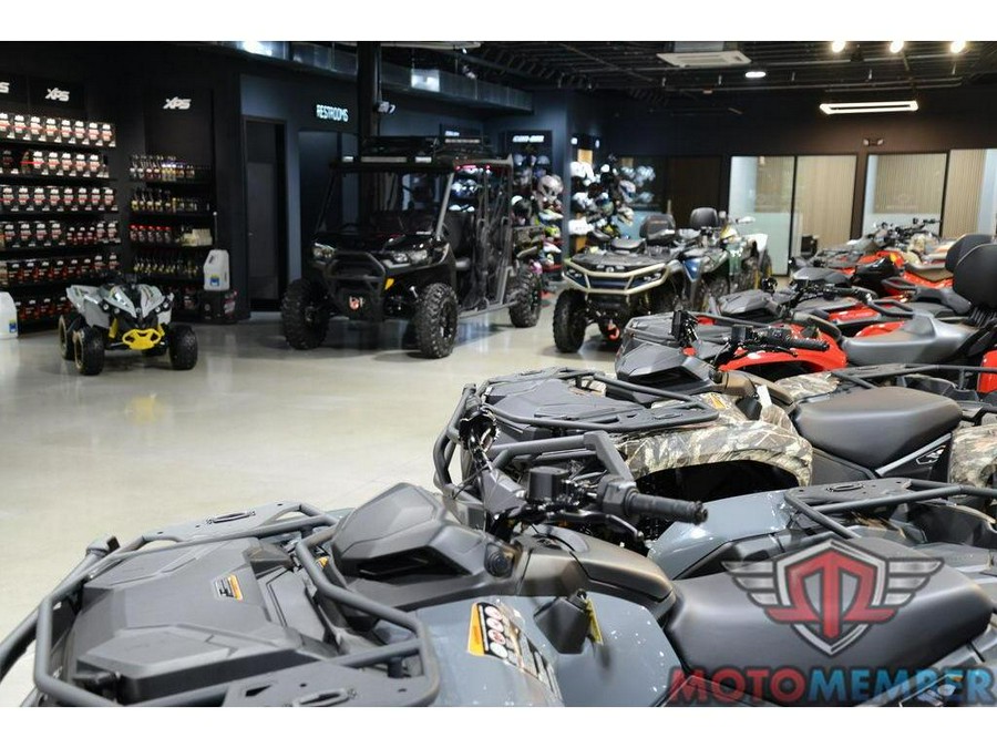 2025 Can-Am Defender MAX Lone Star HD10