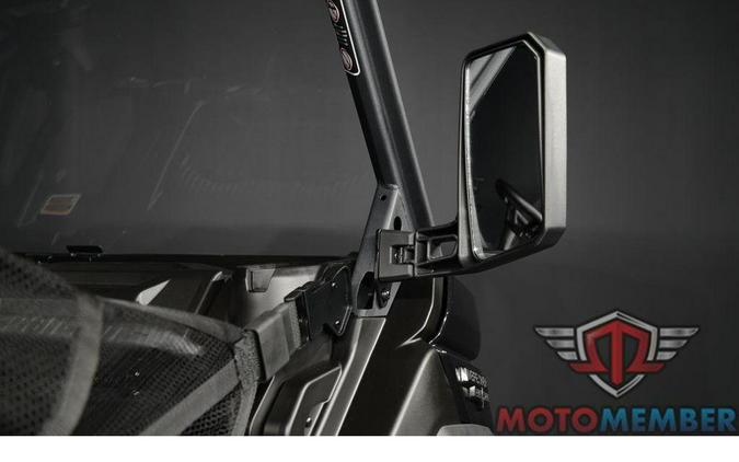 2025 Can-Am Defender MAX Lone Star HD10