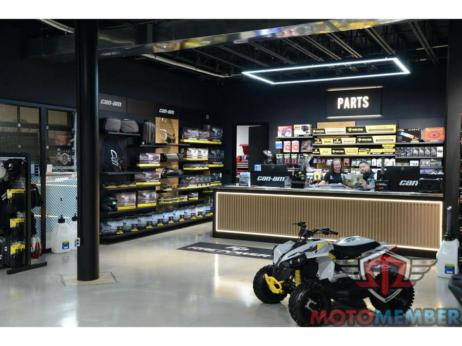 2025 Can-Am Defender MAX Lone Star HD10