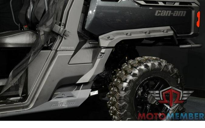 2025 Can-Am Defender MAX Lone Star HD10