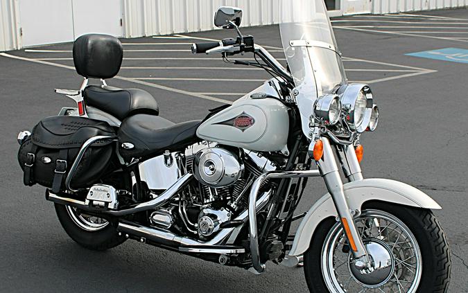 2001 Harley-Davidson FLSTC/FLSTCI Heritage Softail® Classic