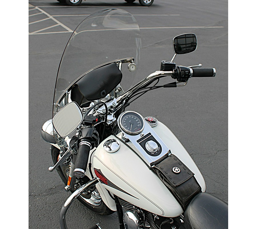 2001 Harley-Davidson FLSTC/FLSTCI Heritage Softail® Classic