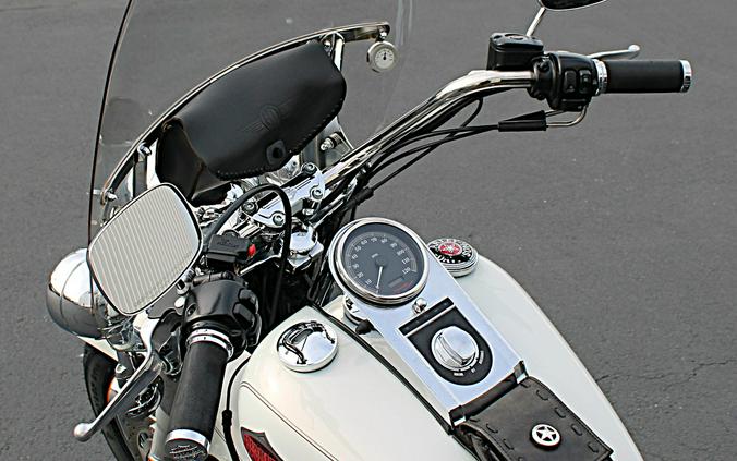 2001 Harley-Davidson FLSTC/FLSTCI Heritage Softail® Classic