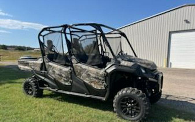 2025 Honda Pioneer 1000-6 Deluxe Crew
