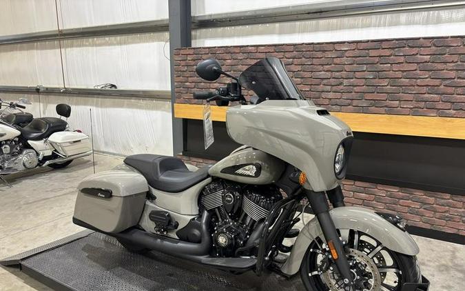 2022 Indian Motorcycle® Chieftain® Dark Horse® Quartz Gray