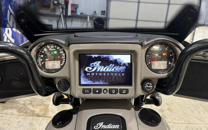 2022 Indian Motorcycle® Chieftain® Dark Horse® Quartz Gray