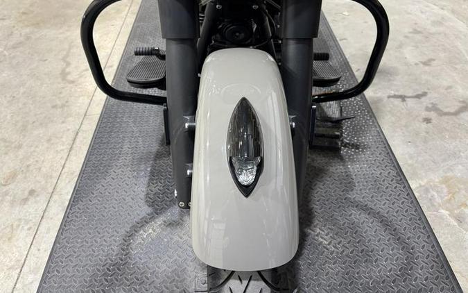 2022 Indian Motorcycle® Chieftain® Dark Horse® Quartz Gray