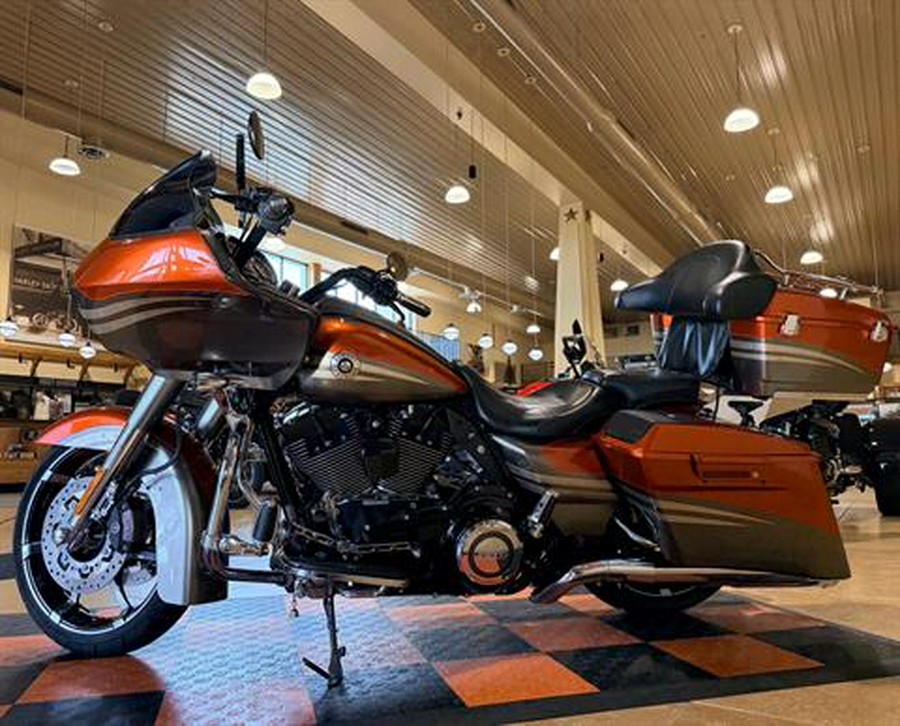 2013 Harley-Davidson CVO™ Road Glide® Custom