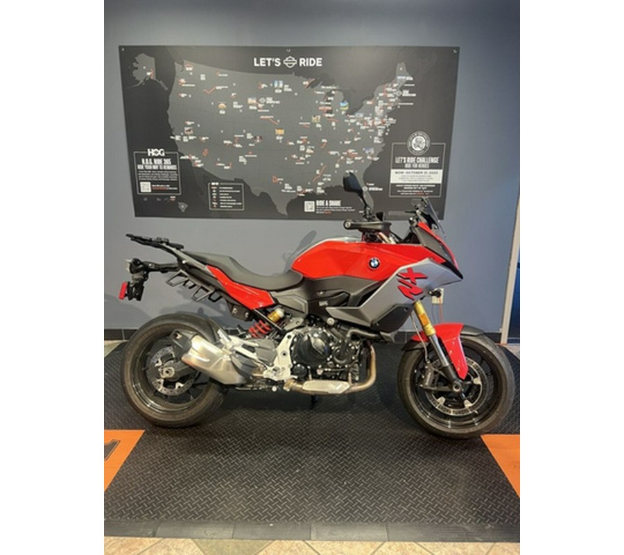 2021 BMW F 900 XR Racing Red