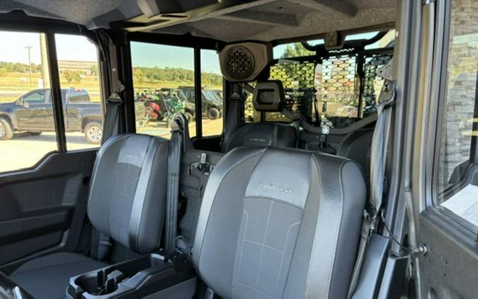 2027 Can-Am Defender XU MAX Limited HD11