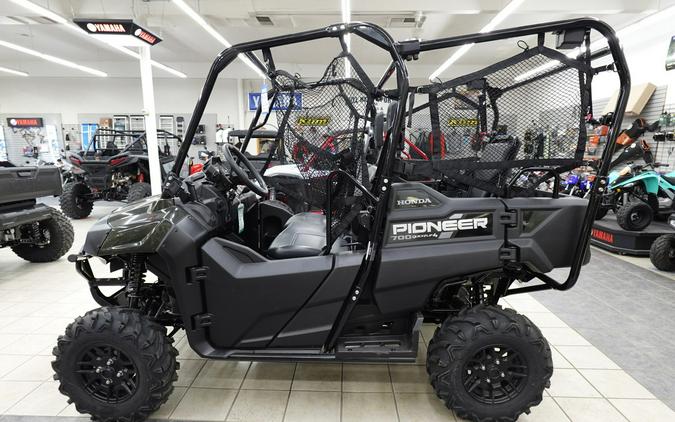 2025 SXS700M4DS Pioneer 700-4 Deluxe - Honda