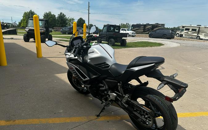 2026 Kawasaki Ninja® 650 ABS