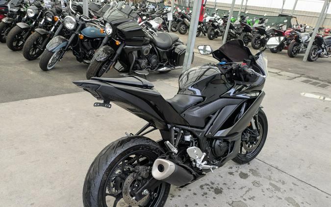 2022 Yamaha YZF-R3 ABS