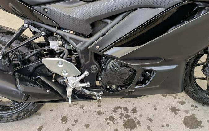 2022 Yamaha YZF-R3 ABS