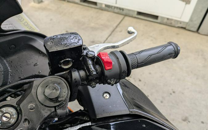 2022 Yamaha YZF-R3 ABS