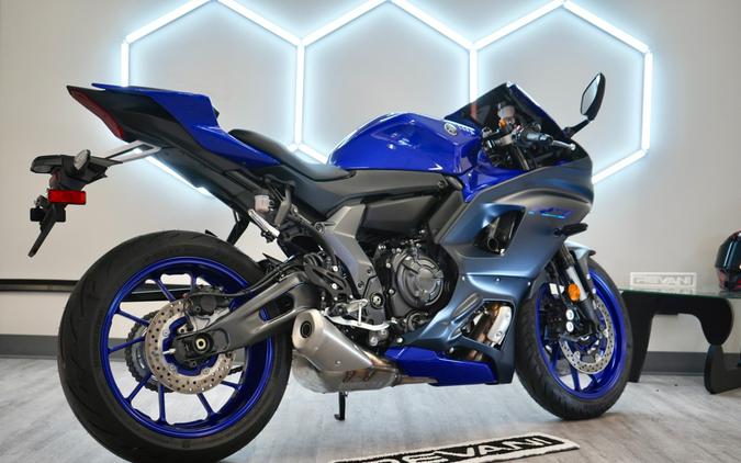 2023 Yamaha R7