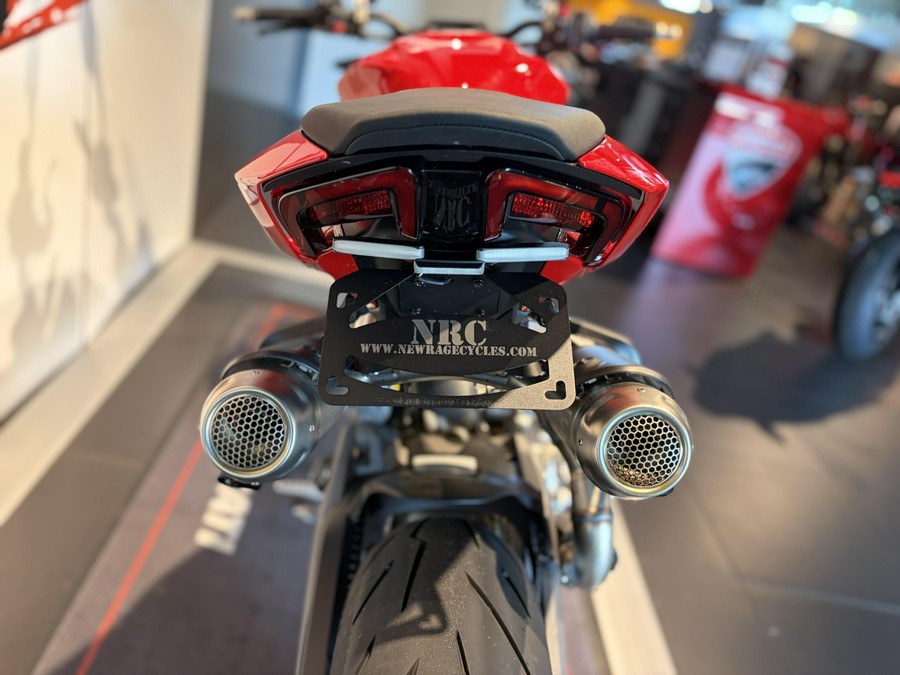 2026 Ducati STREETFIGHTER V2