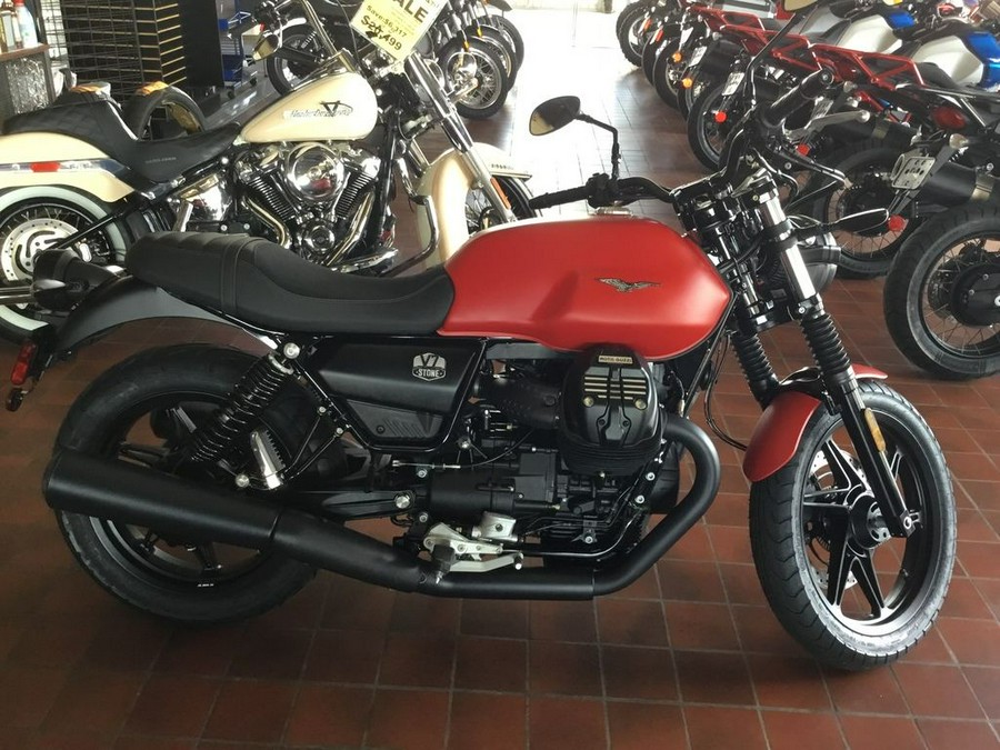 2023 Moto Guzzi V7 Stone