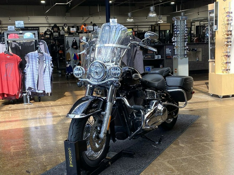 2022 Harley-Davidson Softail FLHCS - Heritage Classic 114